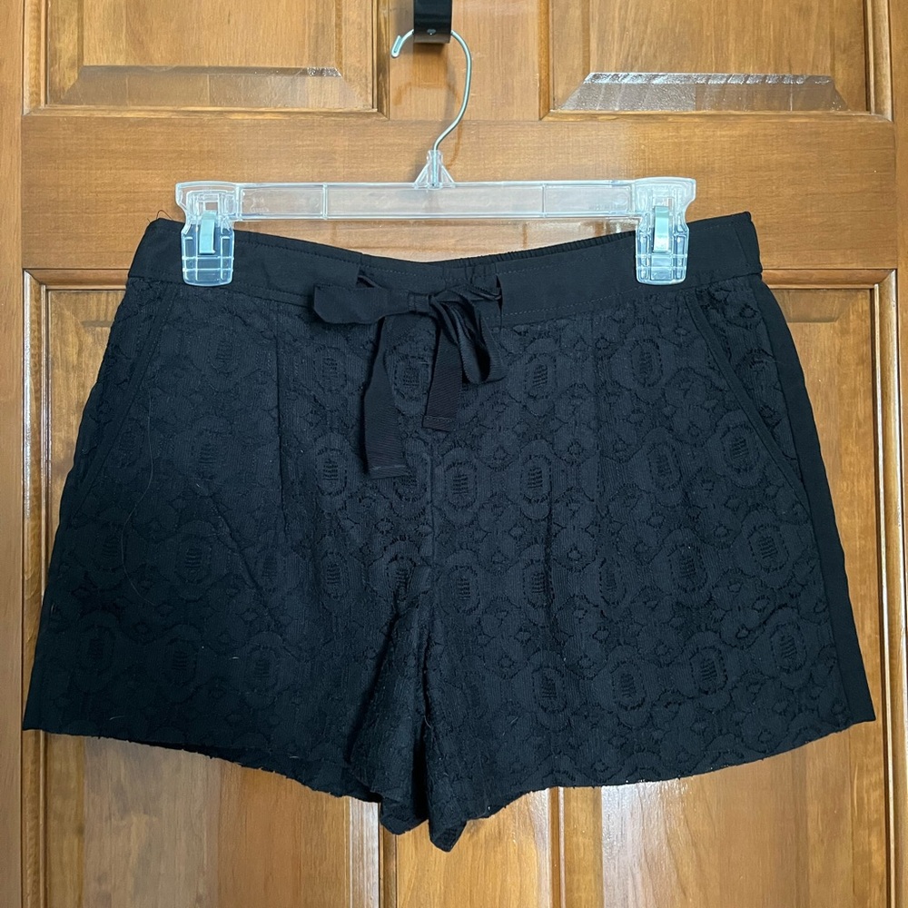 Size 4 Loft Black Lace Shorts